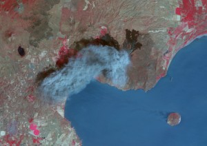 Imagen ASTER de la erupción del Momotombo
