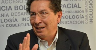 Director de la agencia espacial de Bolivia